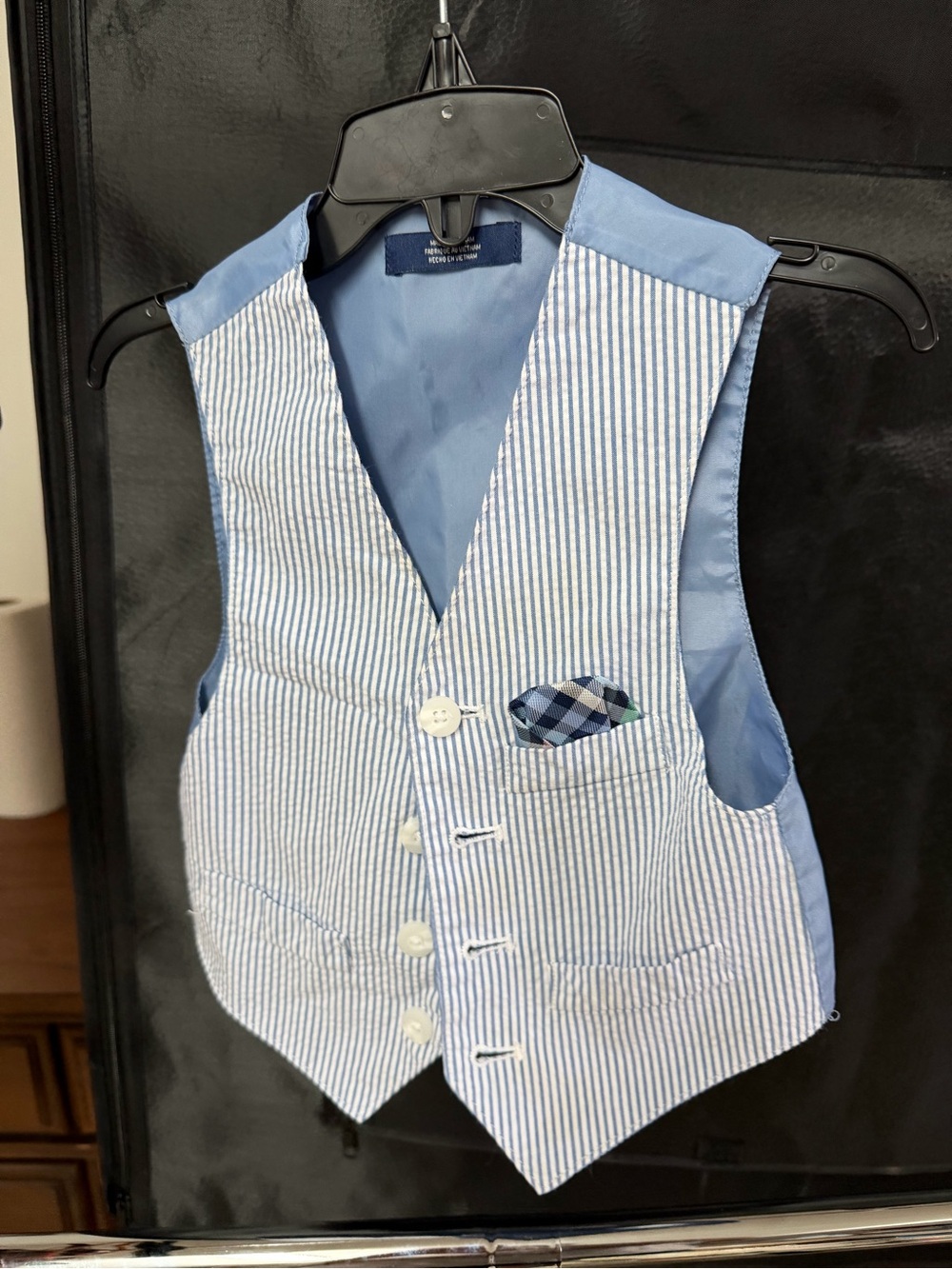 IZOD Boys Light Blue Striped Seersucker Vest  Pocket Square and Pants Size 2t